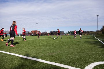Bild 80 - B-Juniorinnen SG Weststeinburg/Bei - SV Fisia 03 : Ergebnis: 1:2
